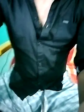 Bewitcher live cam screenshot male from Bangladesh on Clip20 – Short Porn Clips & Live Cams