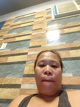 squirtshantal