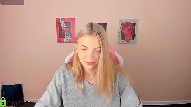 milly_rockk - Milly_Rockk's free webcam - UK Sex Cams