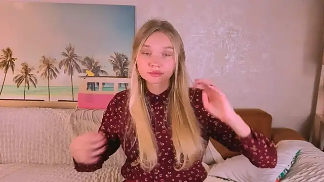 BoysLoveBlondee