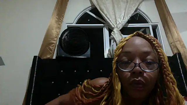 Ladyzee25