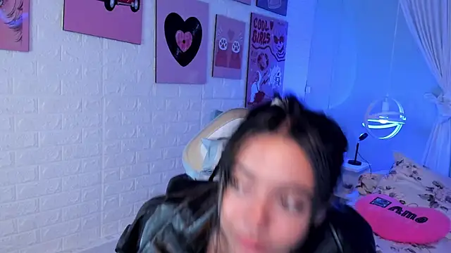 Lara_Rouss_