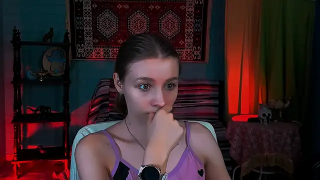 juliedaniel - JulieDaniel's free webcam - UK Sex Cams