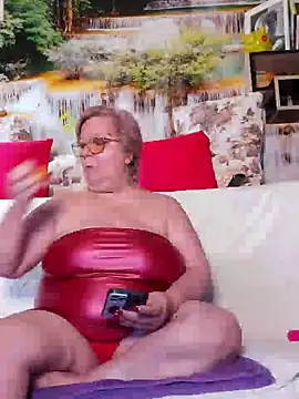 queenpammy1 - QueenPammy1's free webcam - UK Sex Cams