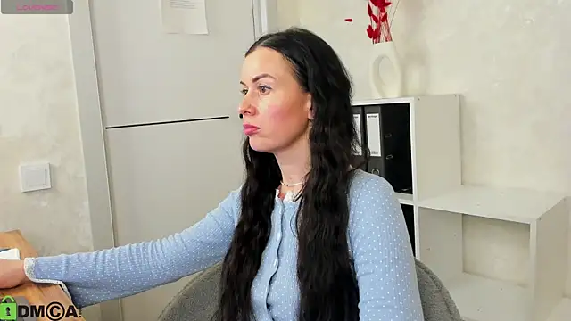 Stella_Leon