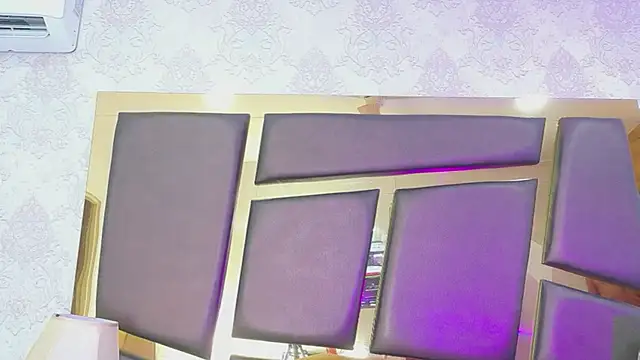 AlejandraLeroy webcam stripchat model stream image