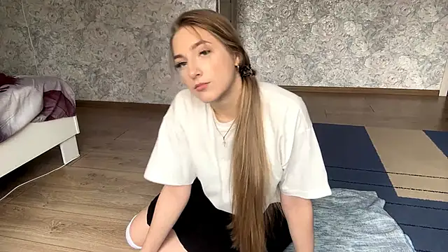 JoannaZetes webcam stripchat model stream image