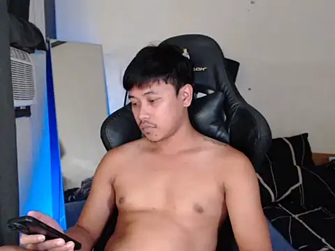 alexsuckable01
