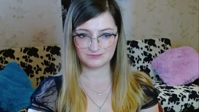 Arielsssplash live cam screenshot female on Clip20 – Short Porn Clips & Live Cams
