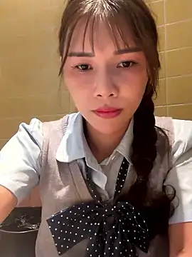 Adora188 live cam