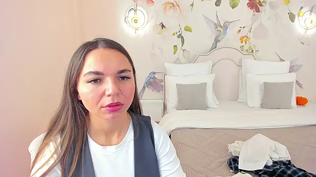 camillalarson - CamillaLarson's free webcam - UK Sex Cams