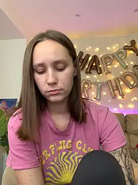  HotCaramellsTV chat room