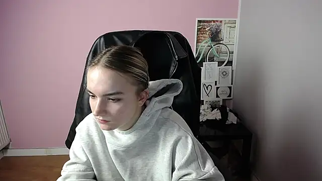 viktoria_lovely - Viktoria_lovely's free webcam - UK Sex Cams