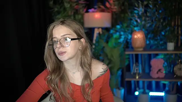 bellablazeeee webcam stripchat model stream image