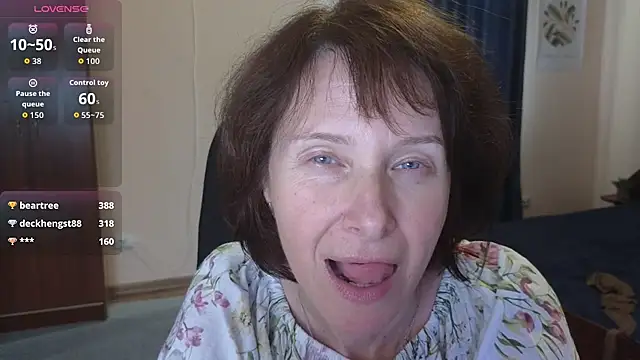  Lia_Tito chat room