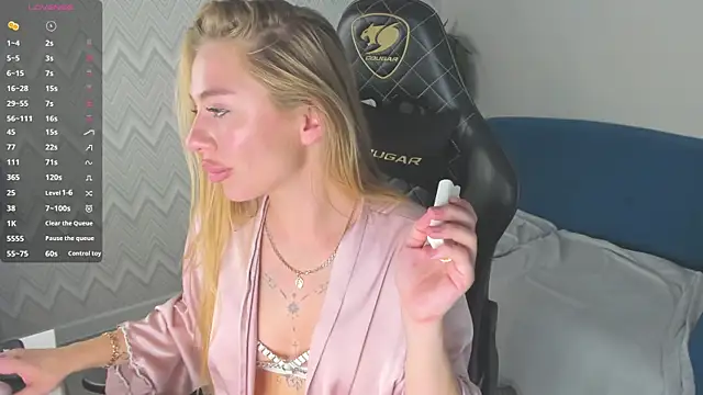 Melissa__White