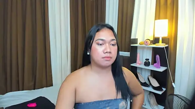 TsUncutKaren
