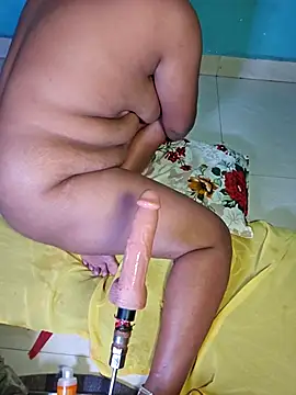 Webcam Model (username_is_hidden)  is live.Free join now!