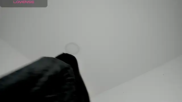 julieth_sanzz - Julieth_sanzz's free webcam - UK Sex Cams