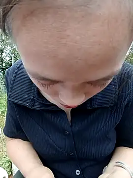 gunars9 webcam stripchat model stream image