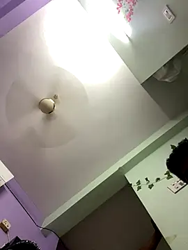 Curvy_beauty_fucks