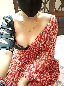 Webcam Model (Roja-Telugu777)  is live.Free join now!