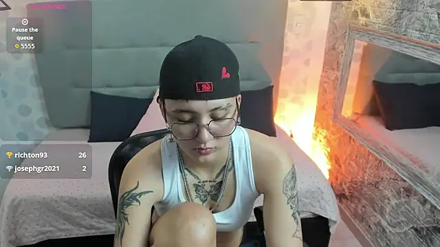 emahills__axelrose