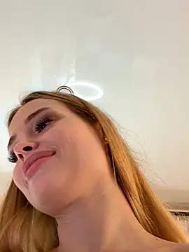 Vladamais's Stripchat show and profile