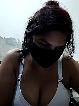 Webcam Model (illay_love)  is live.Free join now!