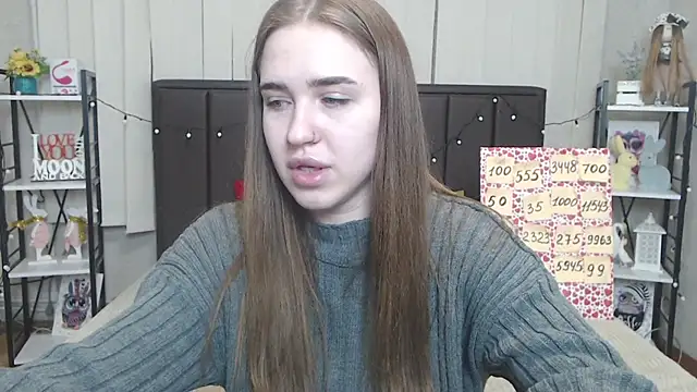 LauraHlot