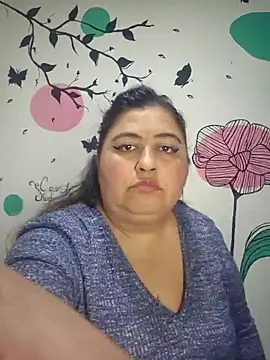 curvy_diva_
