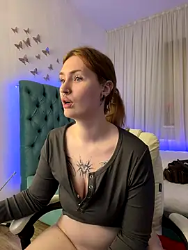 _chlo__e - _Chlo__e's free webcam - UK Sex Cams