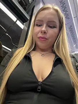 Liza_risky