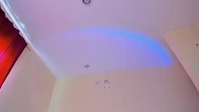 _maiahairy_ webcam stripchat model stream image