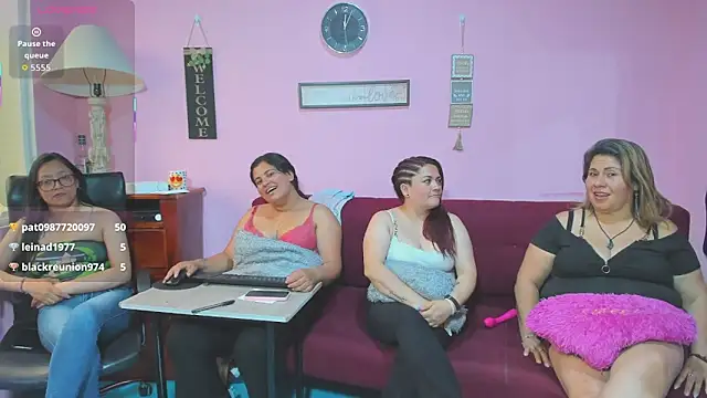 lesbiancuple