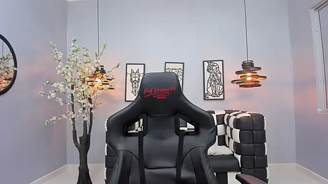 Kira_Naughty