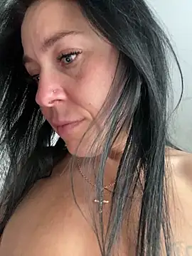 Webcam Model (CuteNata)  is live.Free join now!
