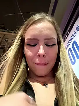 liza_risky - Liza_risky's free webcam - UK Sex Cams
