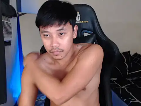 alexsuckable01