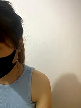 Webcam Model (Anya--)  is live.Free join now!