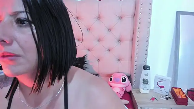 AngeleRoux webcam stripchat model stream image