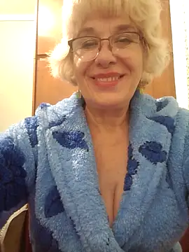 Webcam Model (52MiaLove02)  is live.Free join now!