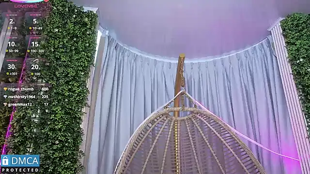 Kiara_Zahiri__