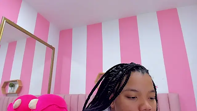 isabella_020 - ISABELLA_020's free webcam - UK Sex Cams