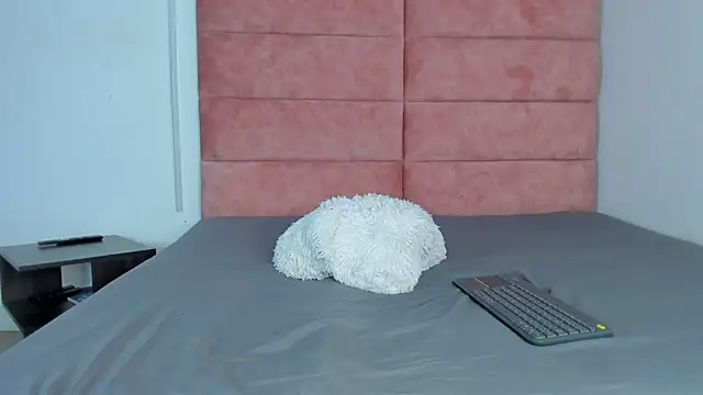 Hanna_lens
