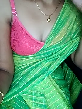 Webcam Model (Godavari_pilla)  is live.Free join now!