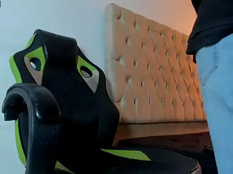 jimdreams - Jimdreams's free webcam - UK Sex Cams