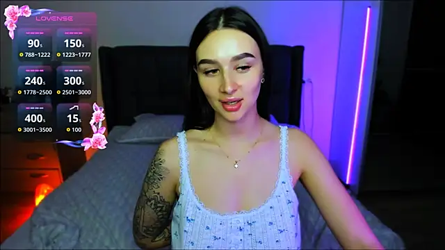 Veronica_Larsson webcam stripchat model stream image