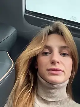 -AngelAri-