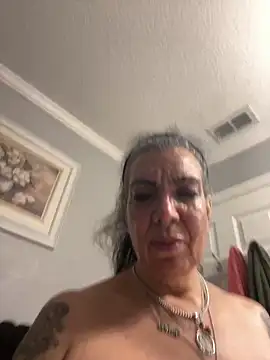 Webcam Model (dieseldame1313)  is live.Free join now!